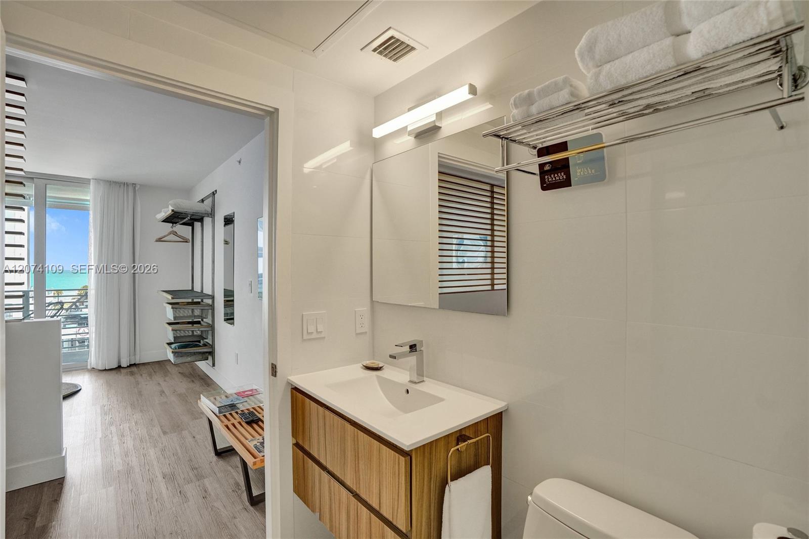 6080 Collins Avenue 508 Property Photo 18