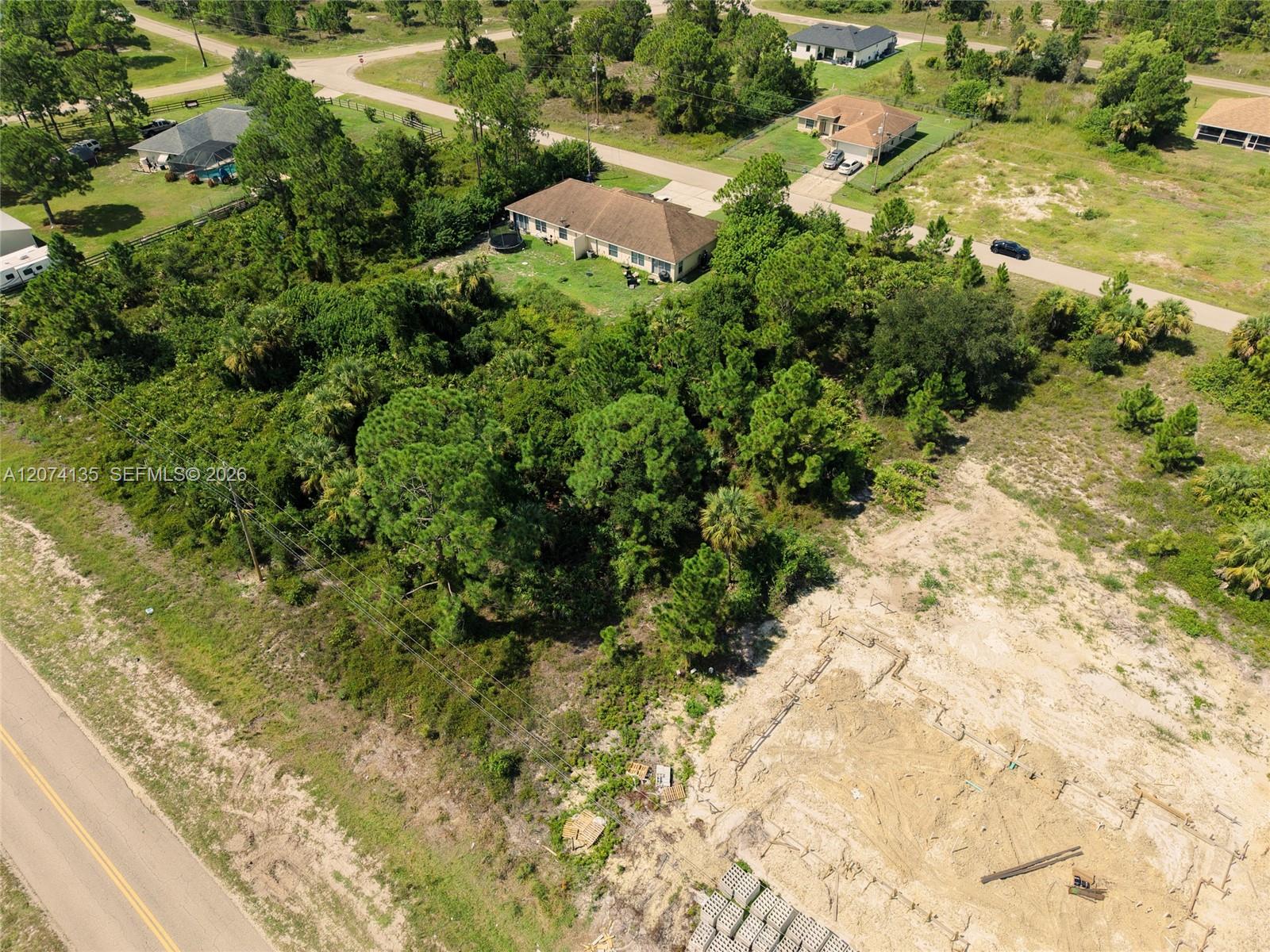 960 Eisenhower Boulevard Property Photo 6