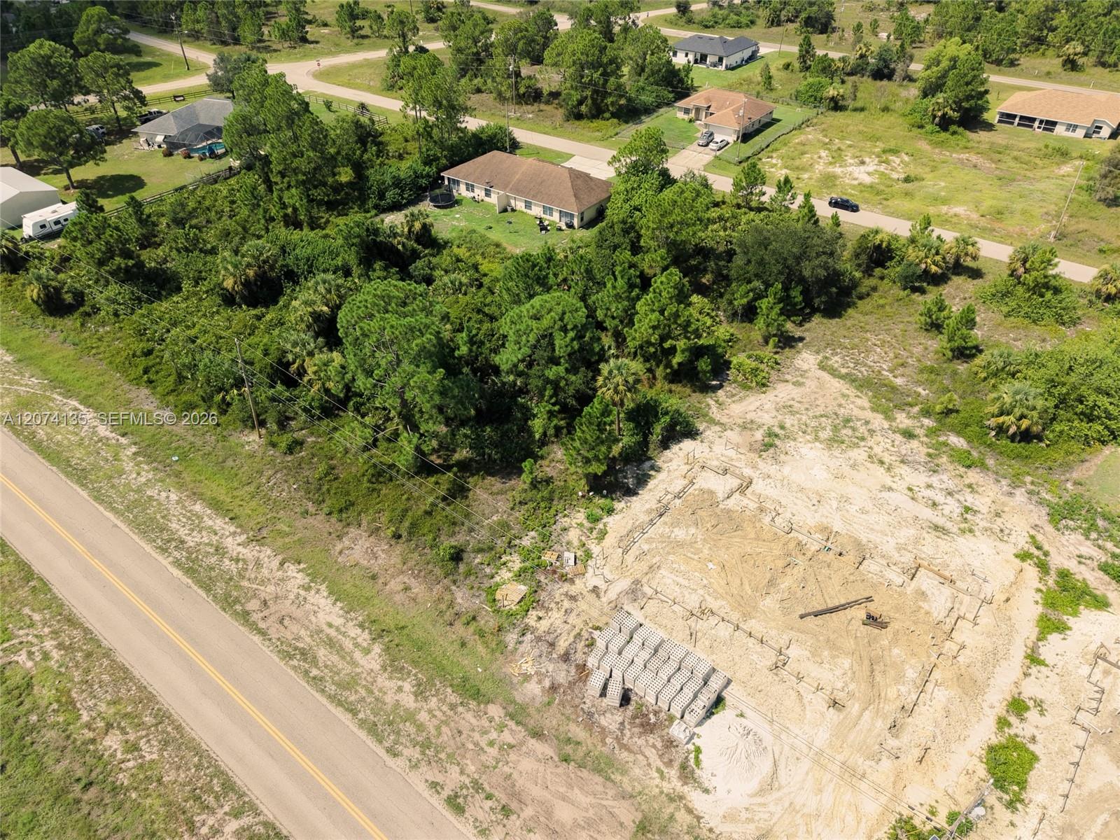 960 Eisenhower Boulevard Property Photo 11