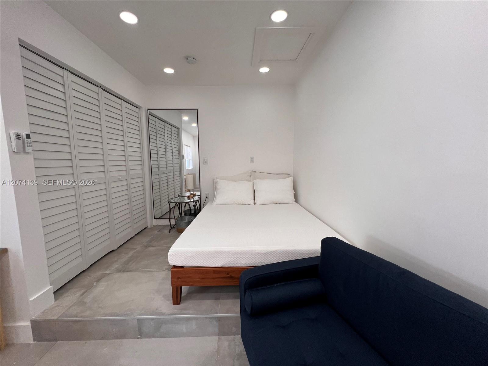 A12074139 Property Photo 5
