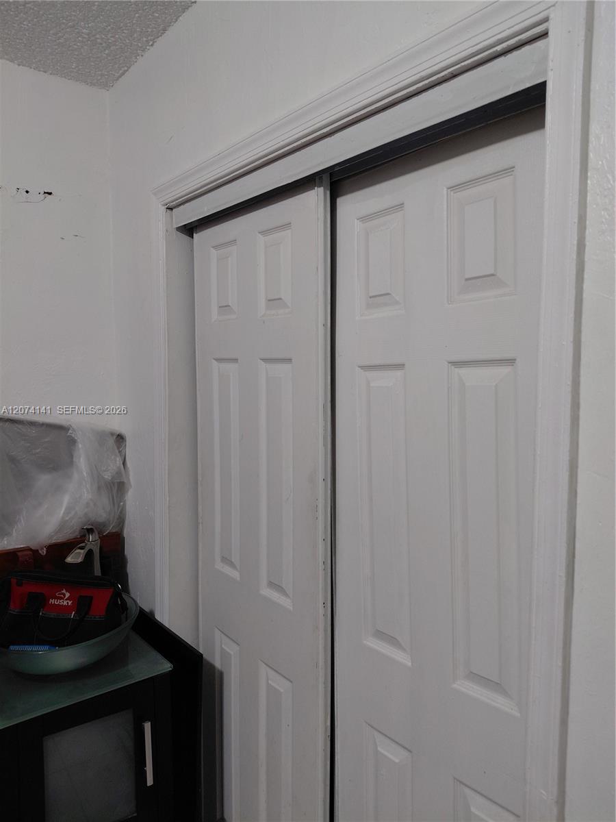 1530 Nw 68th Terrace Property Photo 8