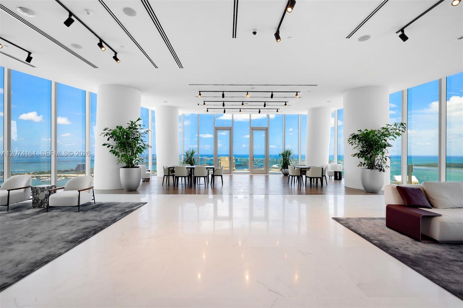 300 Biscayne Blvd Way 1005 Property Photo 1