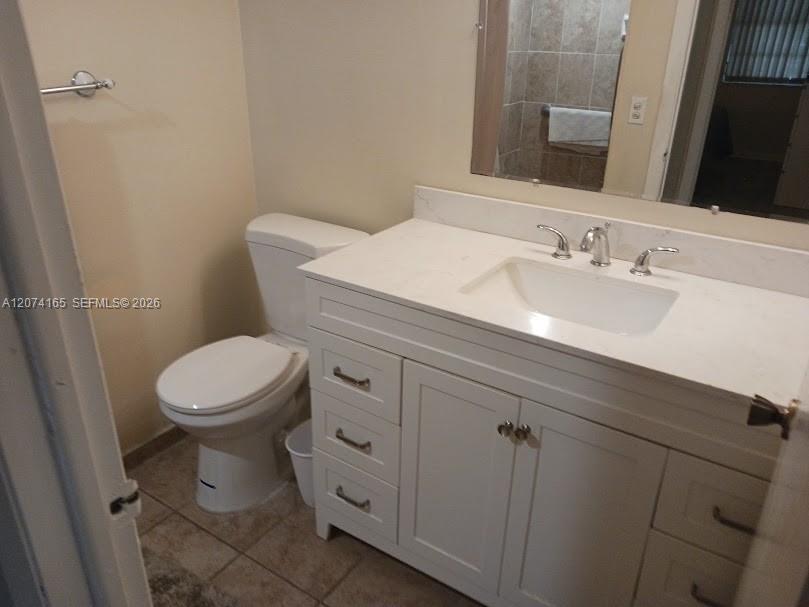 520 Capri K 520 Property Photo 3