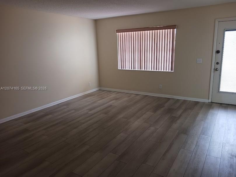 520 Capri K 520 Property Photo 8