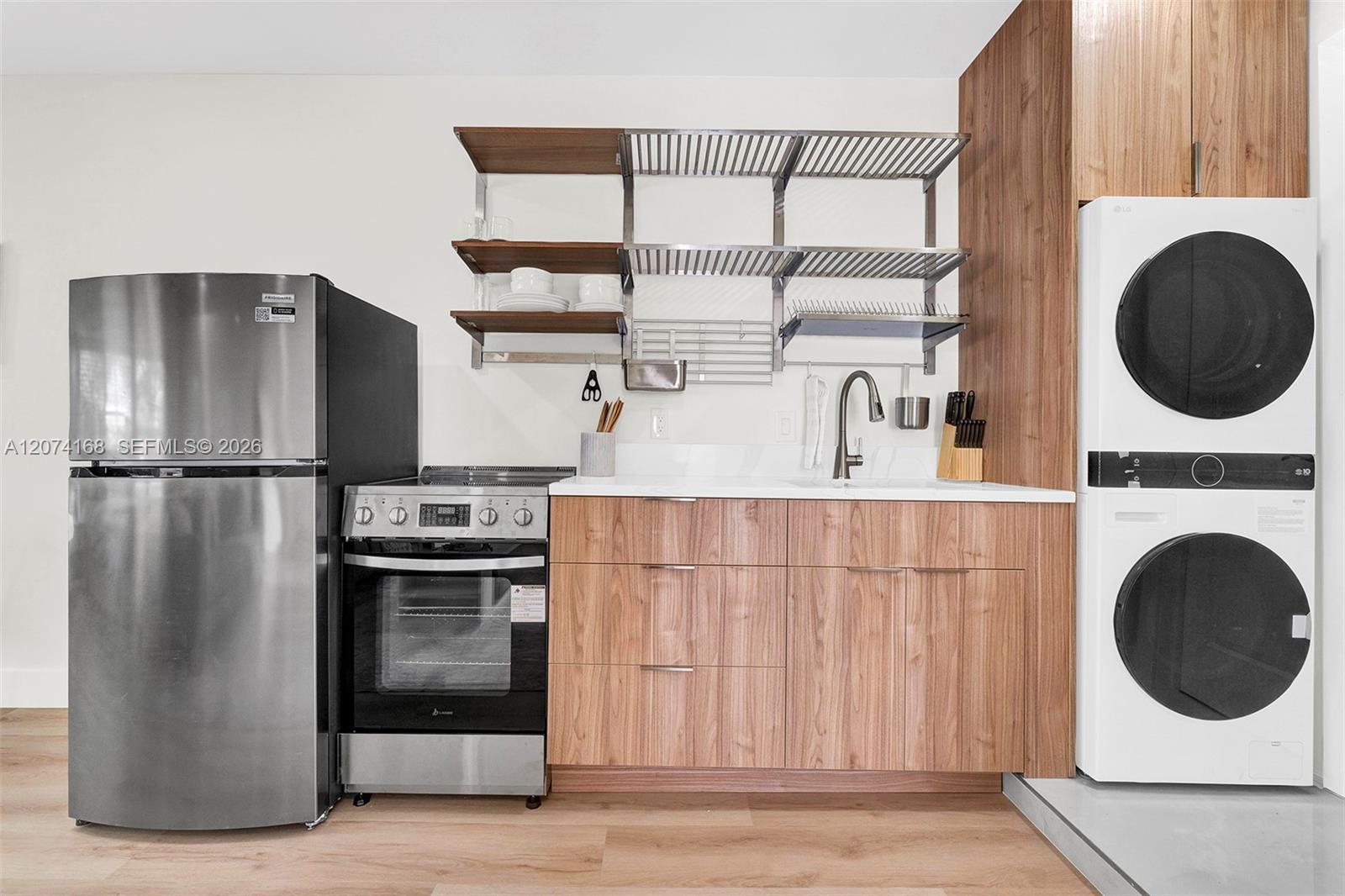 10430 Sunset Strip Short Term Property Photo 15