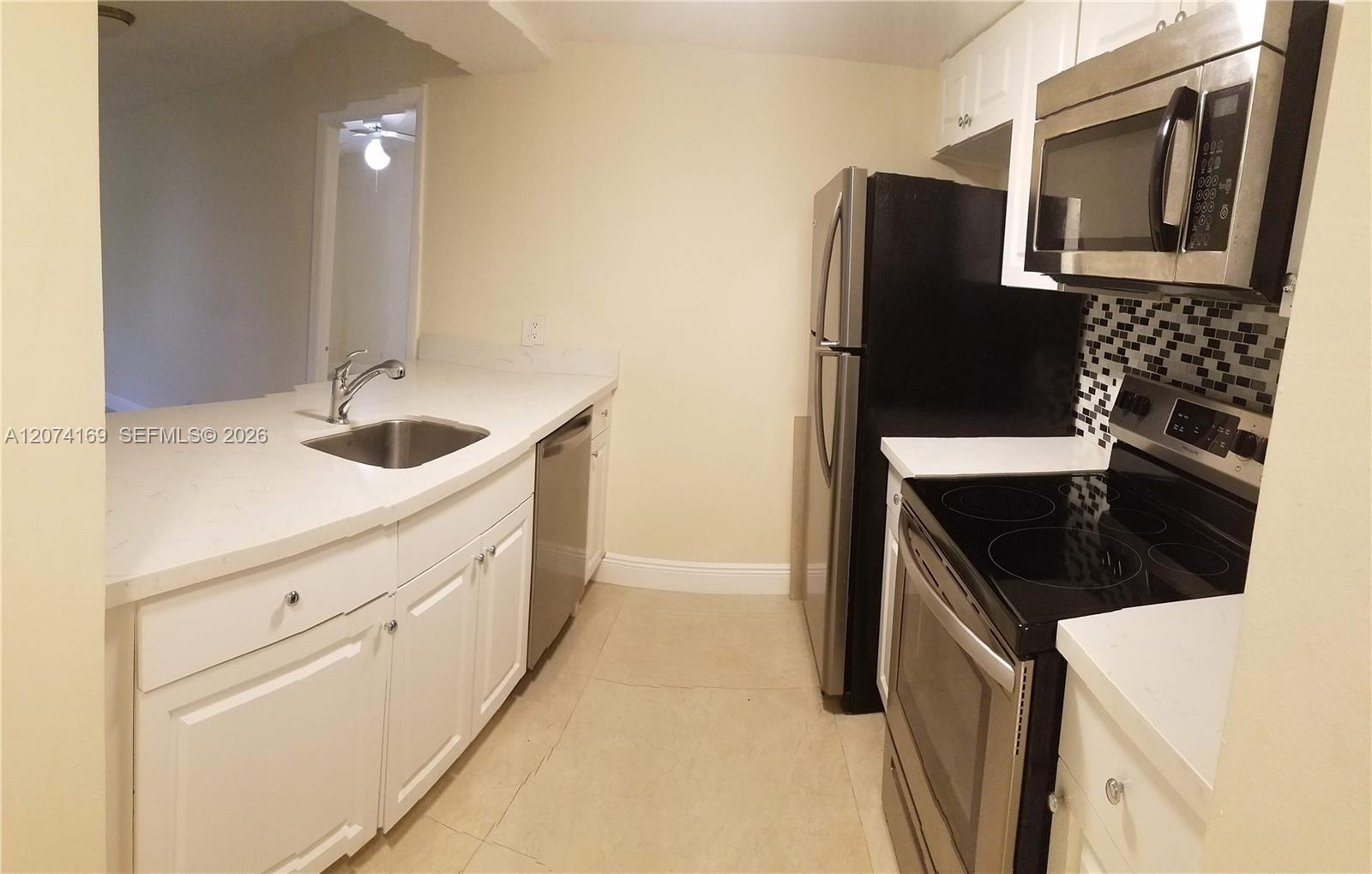 8100 Geneva Court 438 Property Photo 1