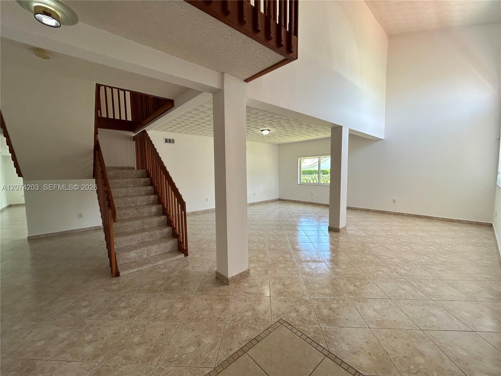 6611 Sw 99th Avenue Property Photo 3
