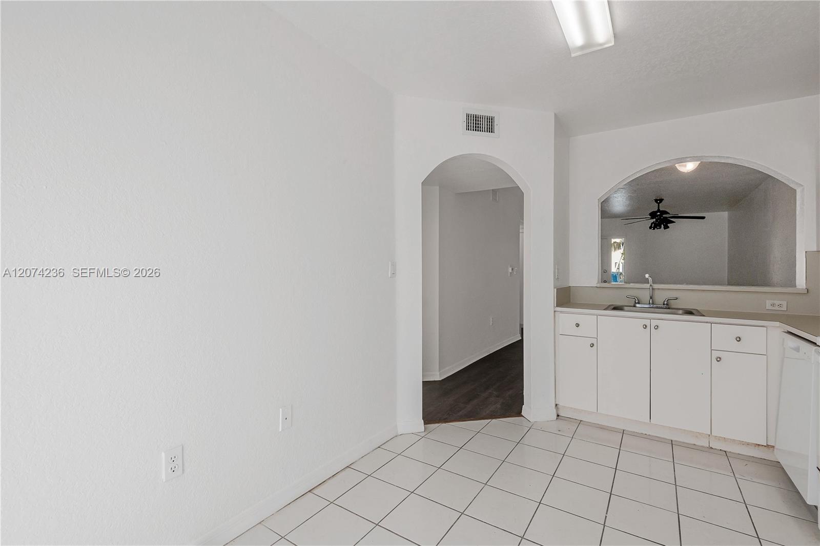 975 Ne 34th Avenue 103 Property Photo 31