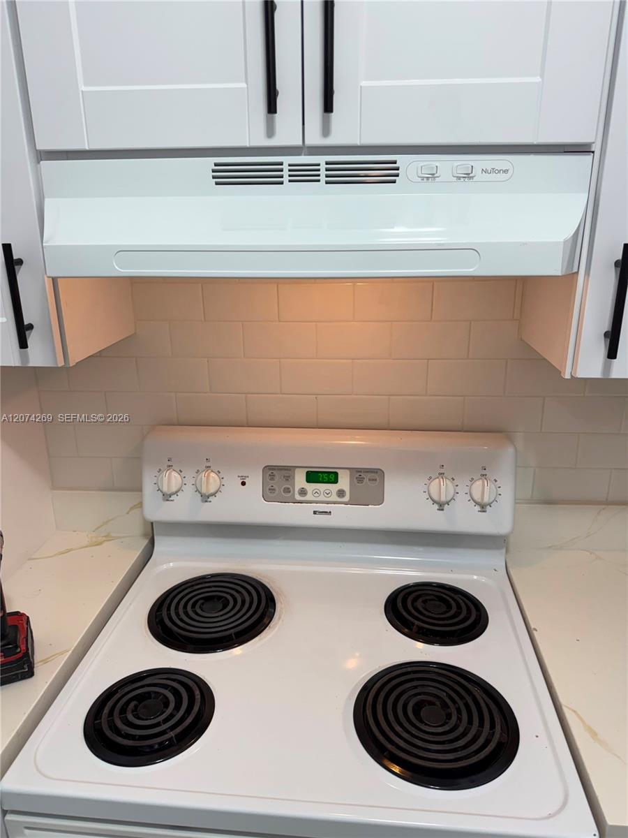 1824 Monroe Street 12 Property Photo 4