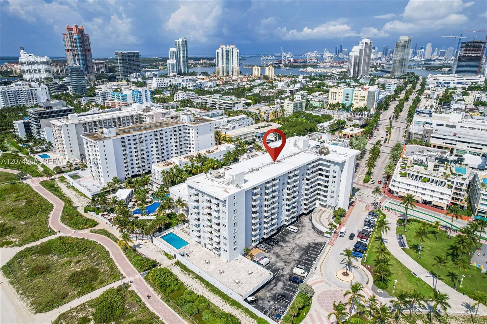 465 Ocean Drive 512 Property Photo 4