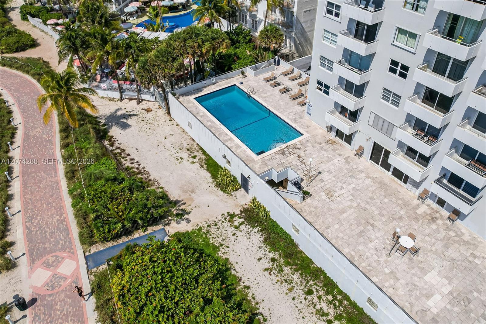 465 Ocean Drive 512 Property Photo 7