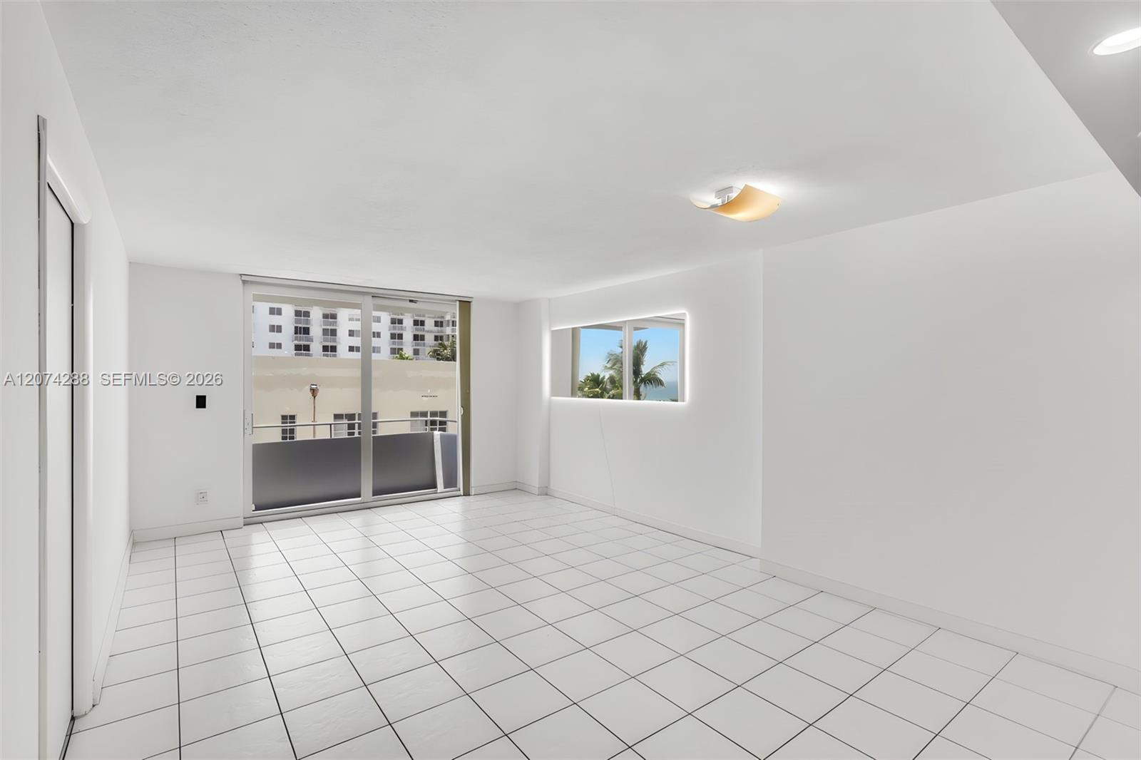 465 Ocean Drive 512 Property Photo 21