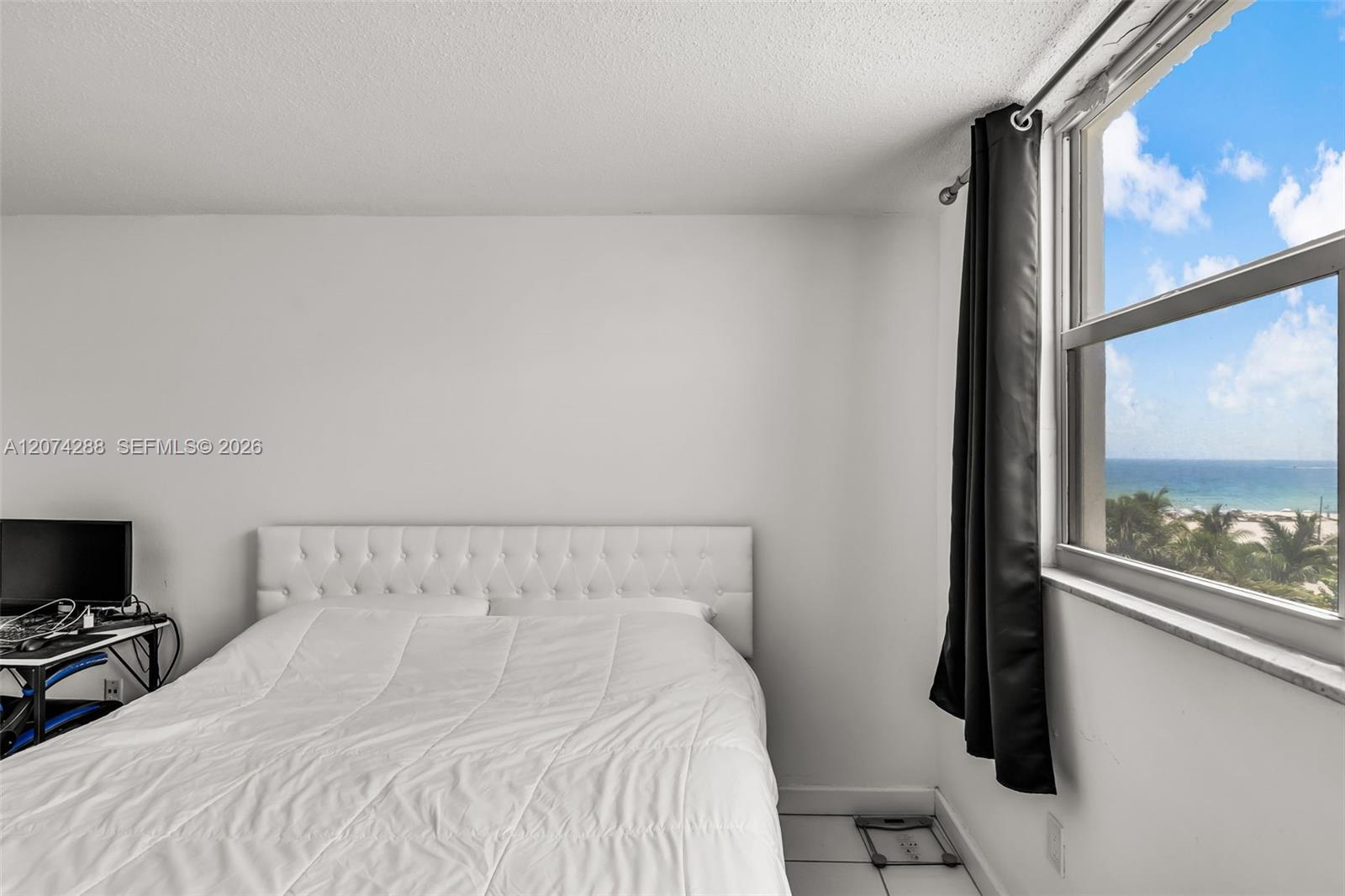 465 Ocean Drive 512 Property Photo 37
