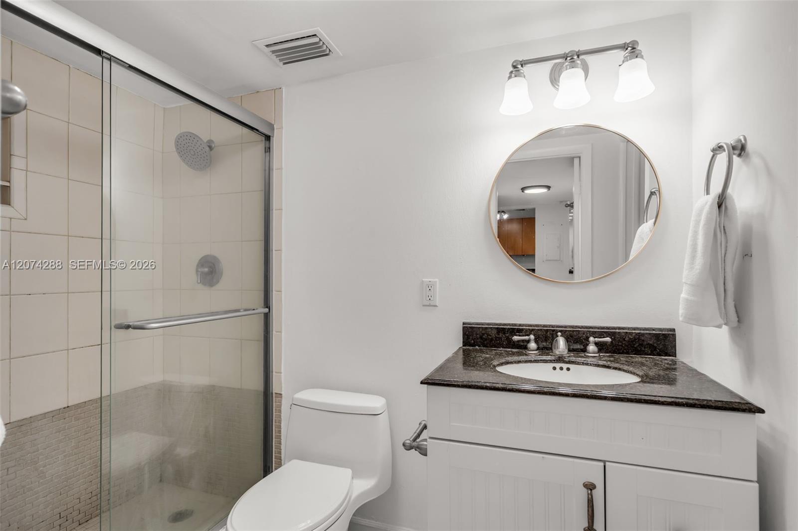 465 Ocean Drive 512 Property Photo 44