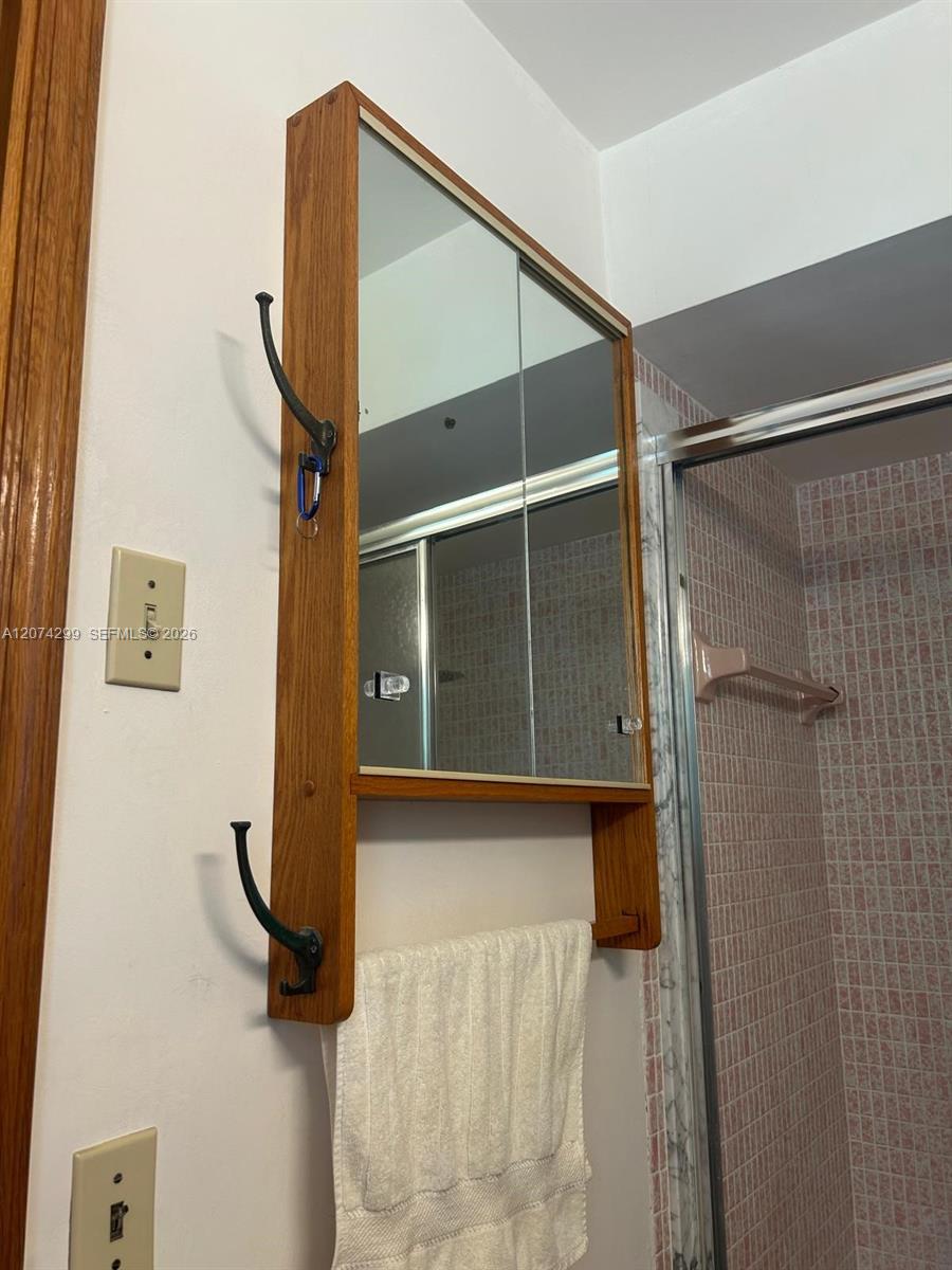 A12074299 Property Photo 14