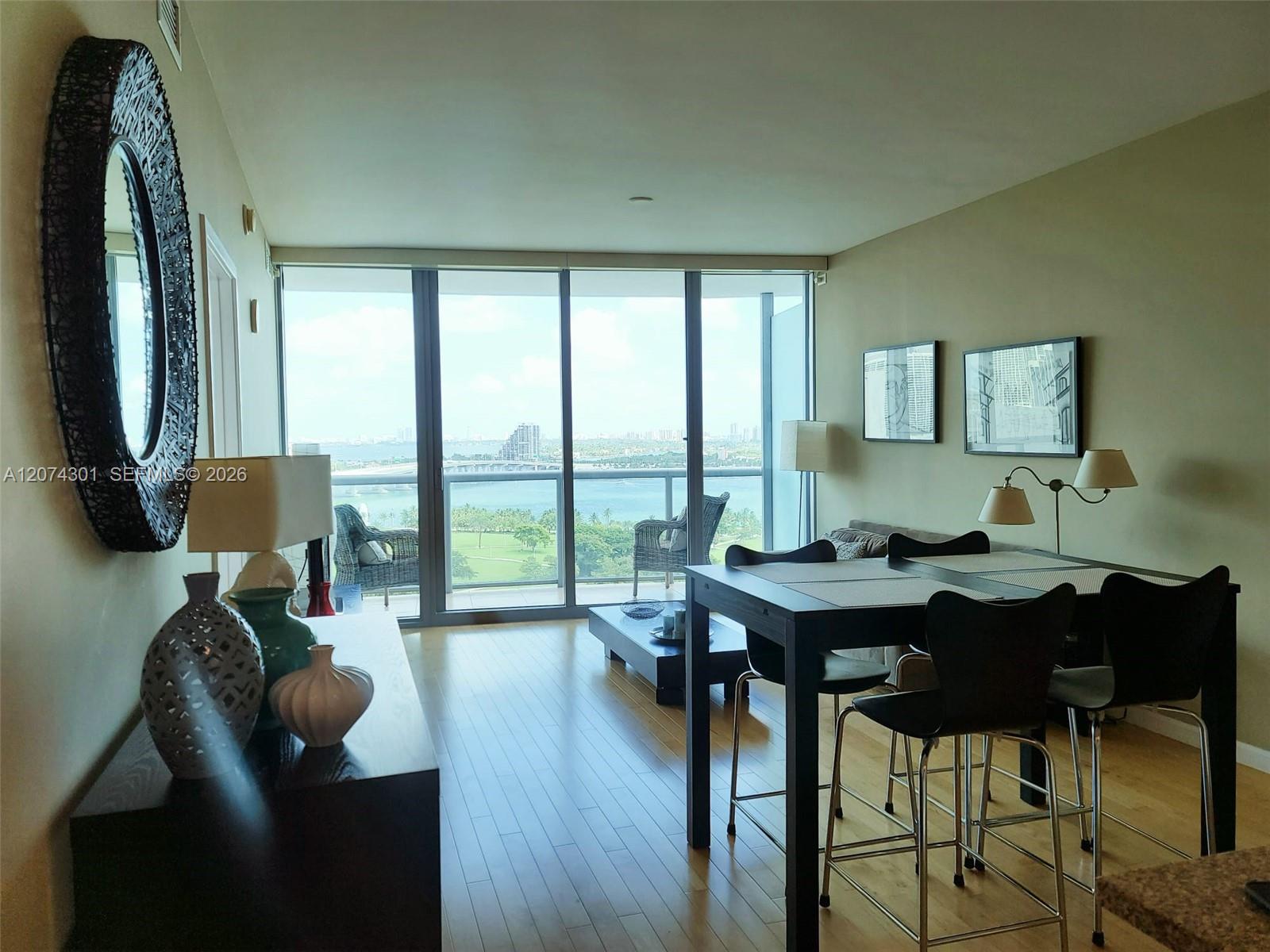 888 Biscayne Boulevard 1610 Property Photo 6
