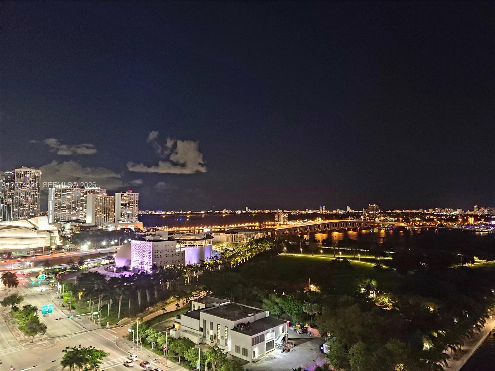 888 Biscayne Boulevard 1610 Property Photo 15