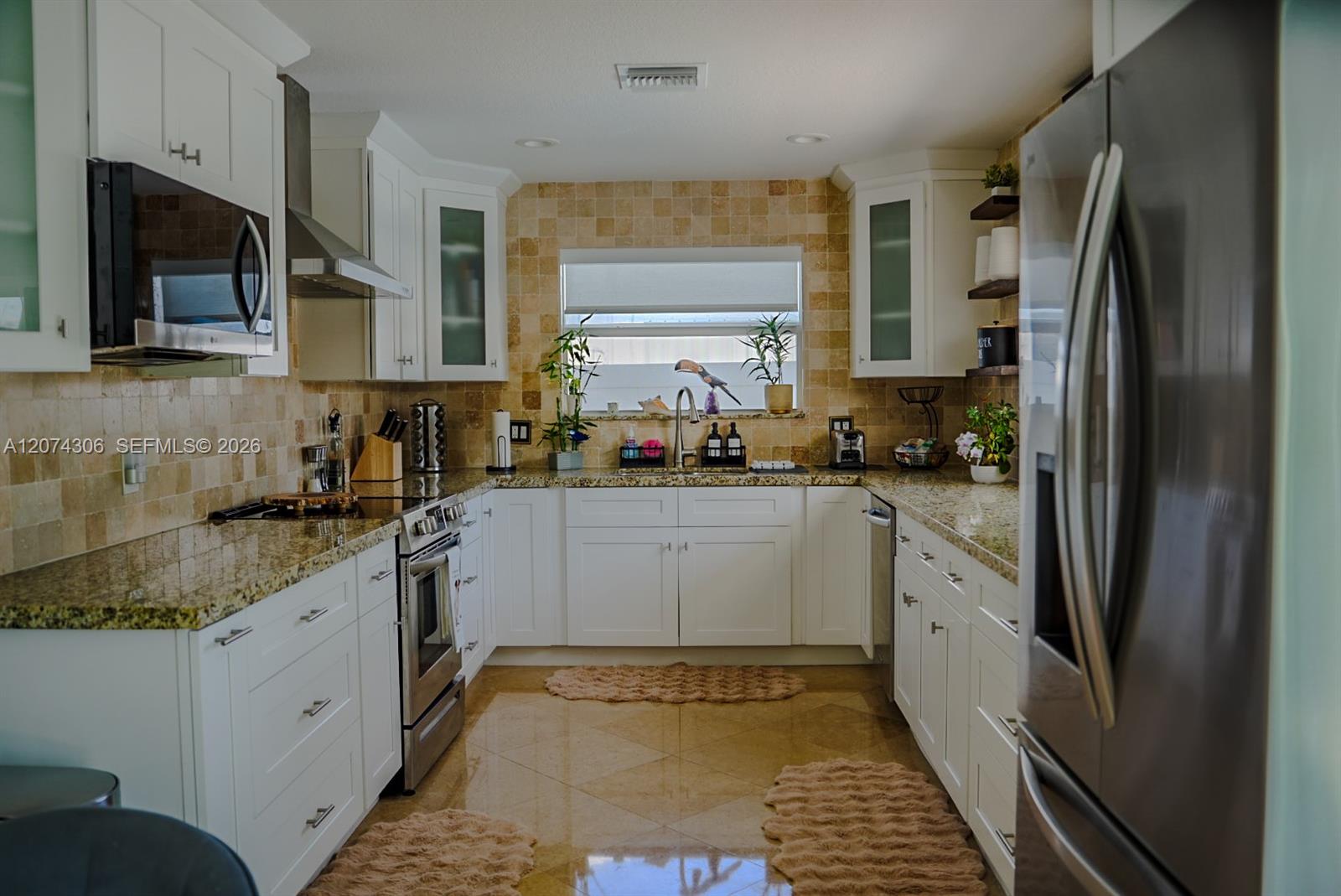 1640 Ne 59th Place Property Photo 16