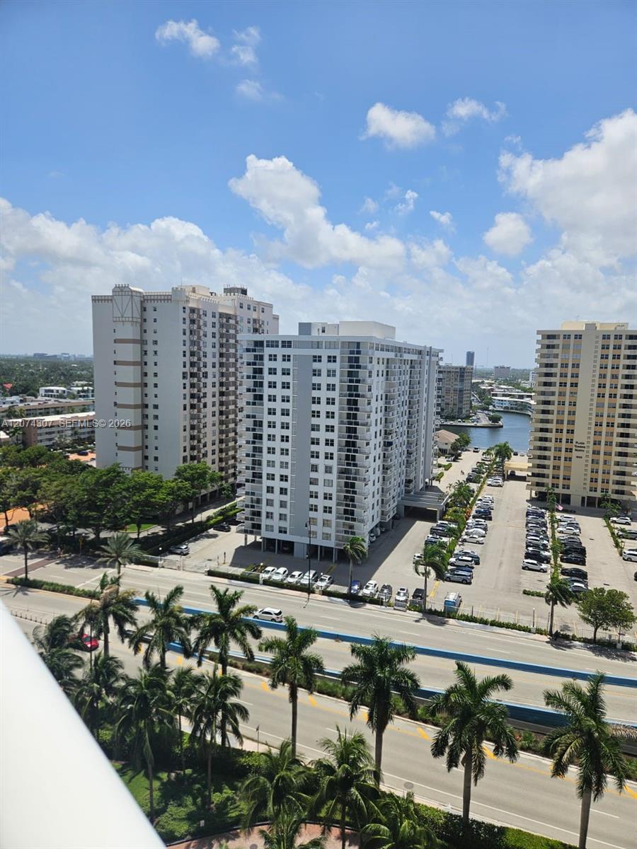 1850 S Ocean Drive 1409 Property Photo 2