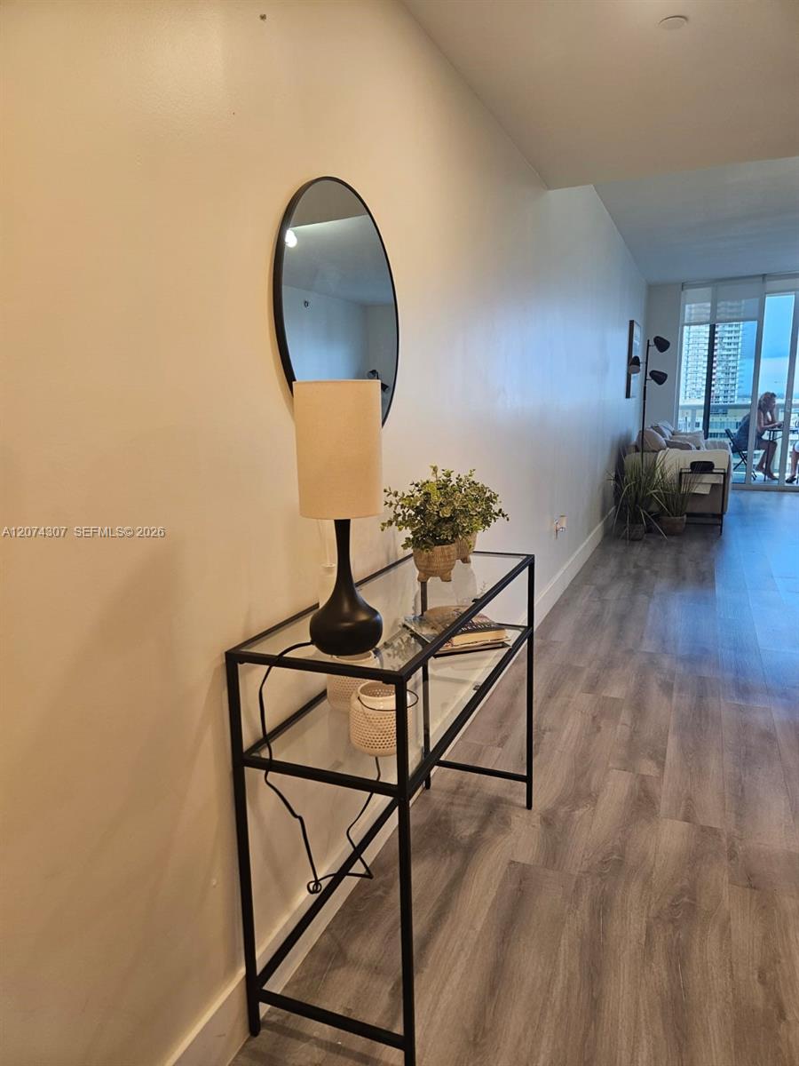 1850 S Ocean Drive 1409 Property Photo 3
