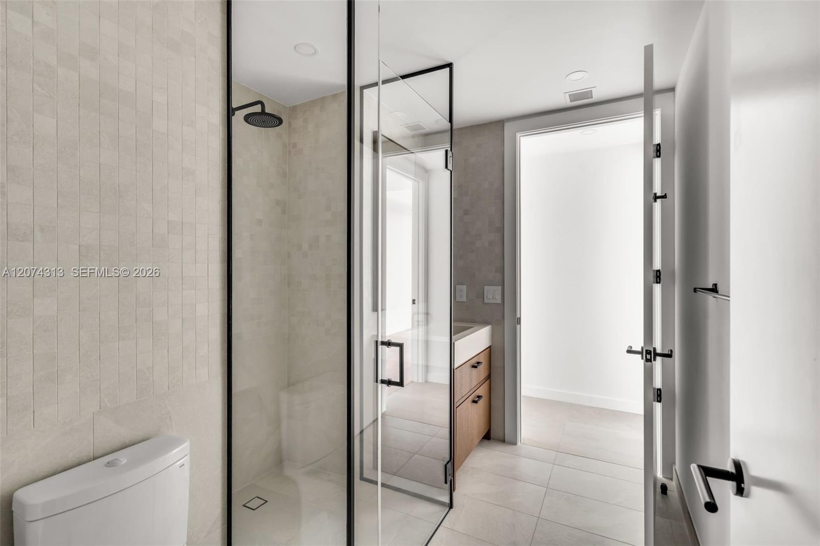 2200 Brickell Avenue 416 Property Photo 27