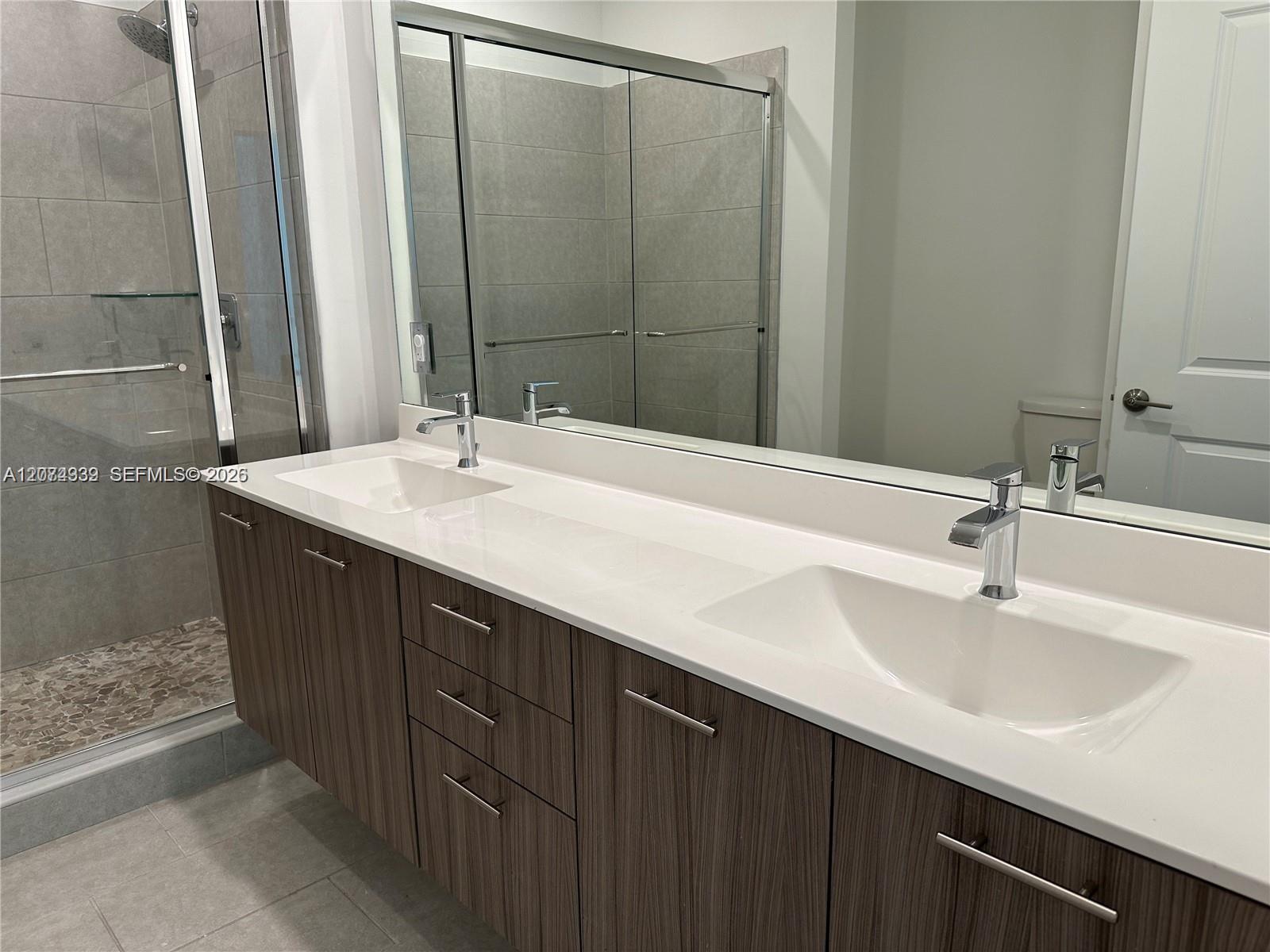 8201 Nw 41st Street D-206 Property Photo 9