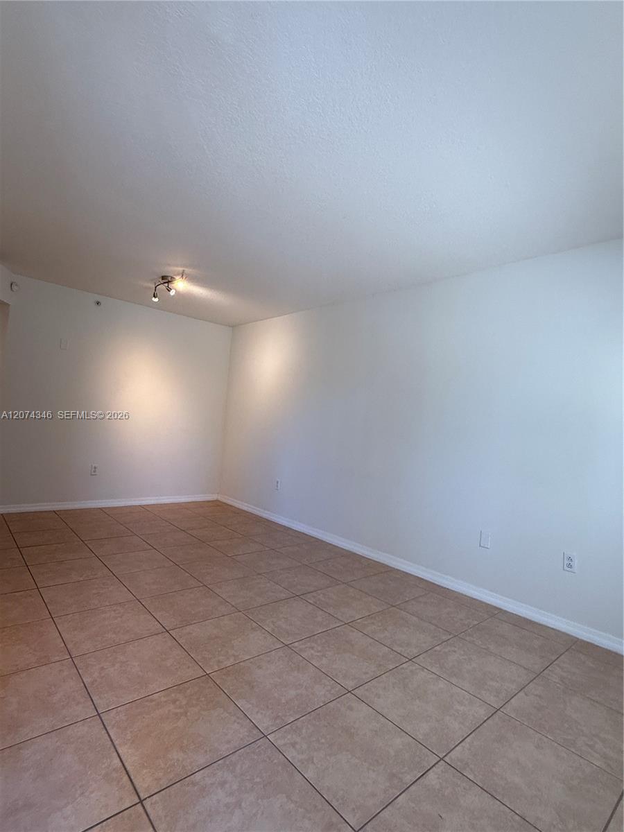 22731 Sw 88th Place 205 Property Photo 11