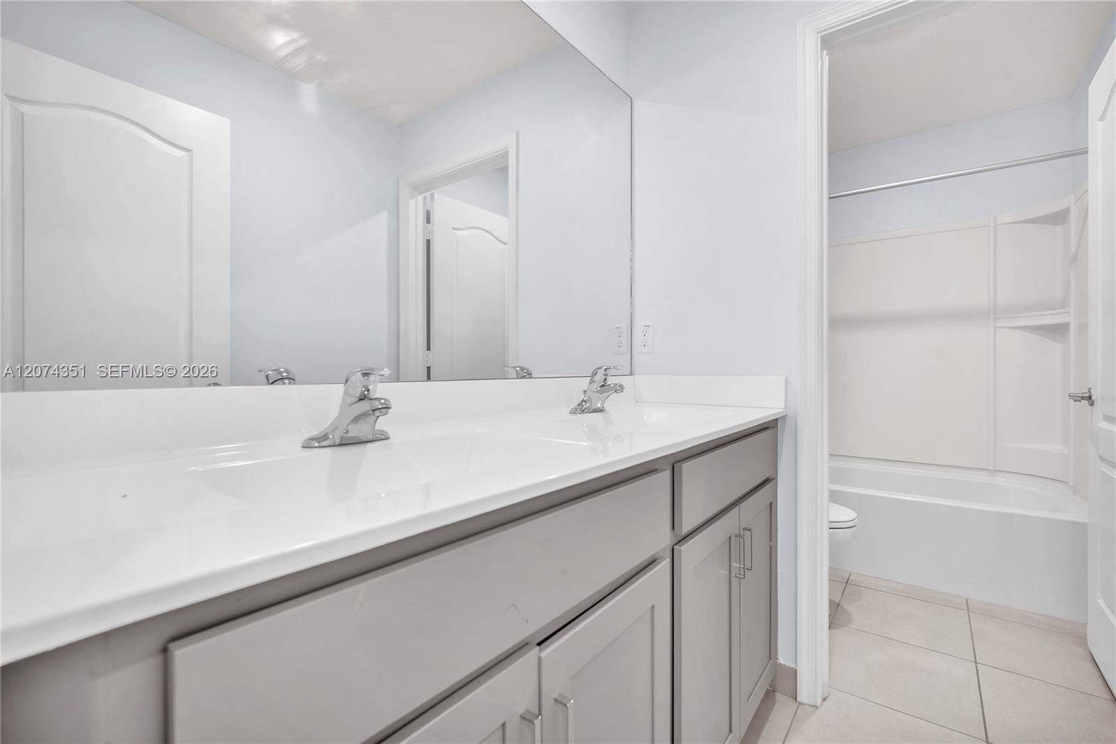 831 Bent Creek Drive Property Photo 25