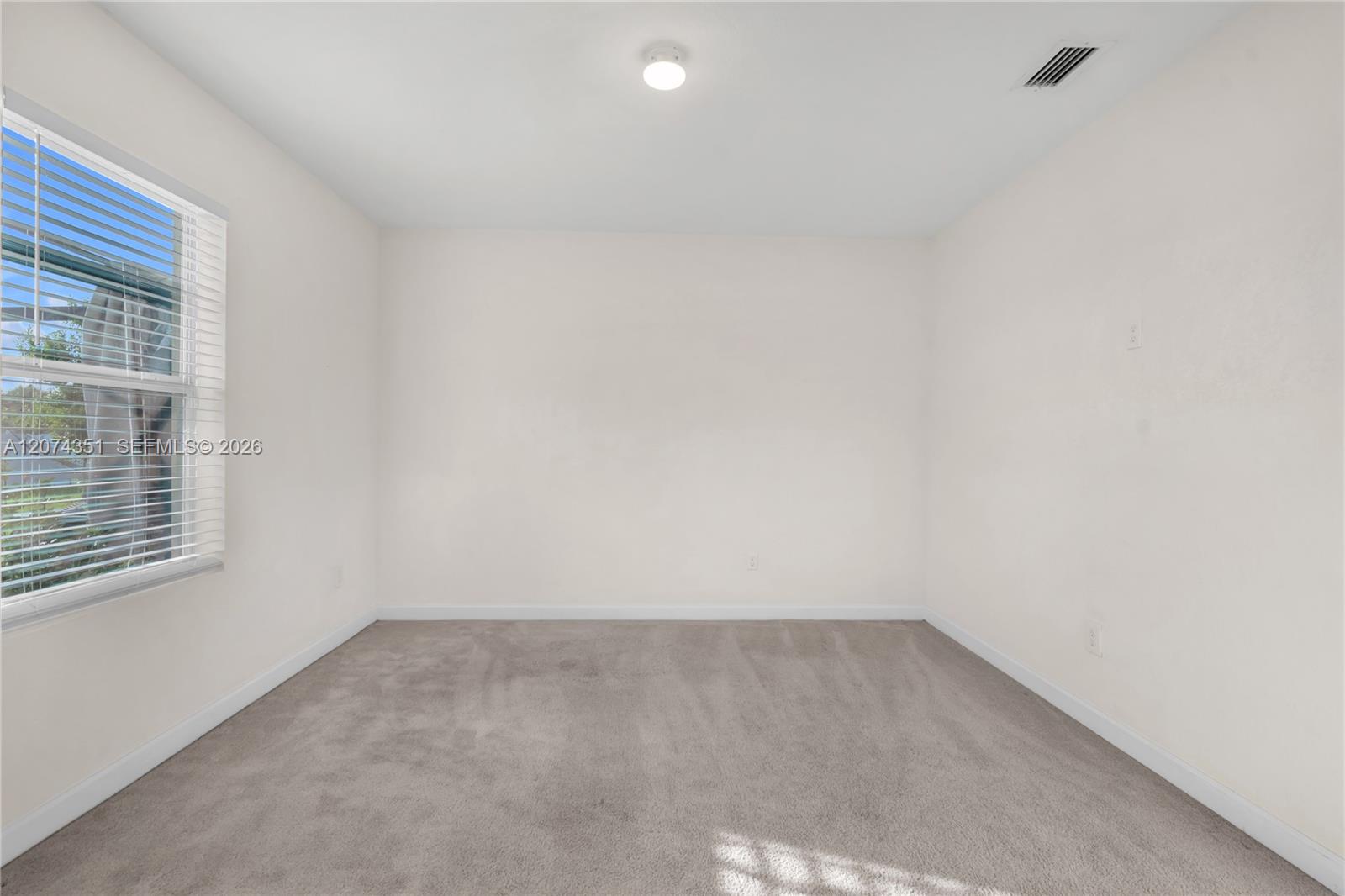 831 Bent Creek Drive Property Photo 28