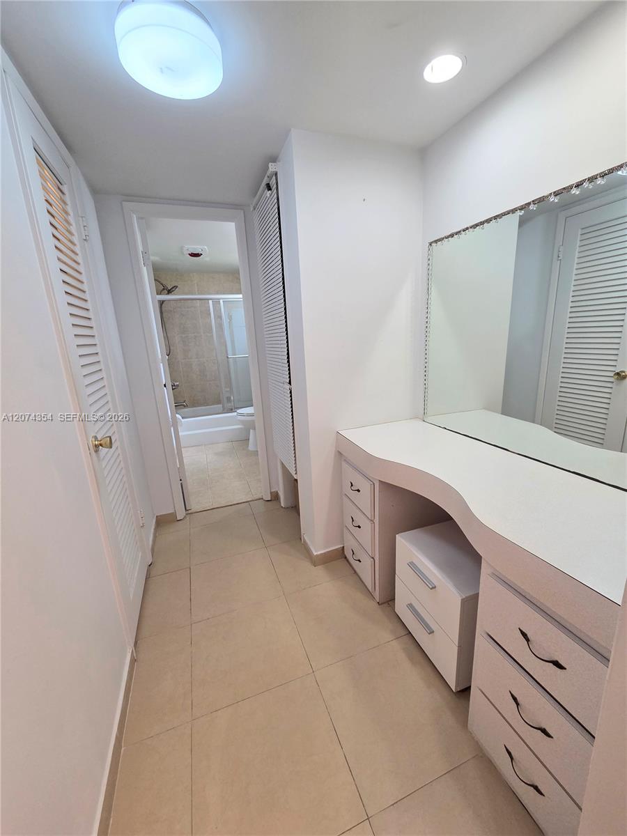 981 Hillcrest Court 115 Property Photo 15