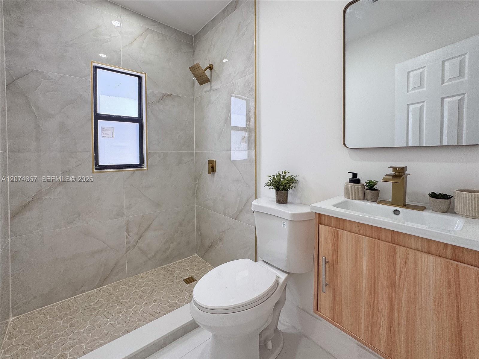 1300 Nw 42nd Street Property Photo 14