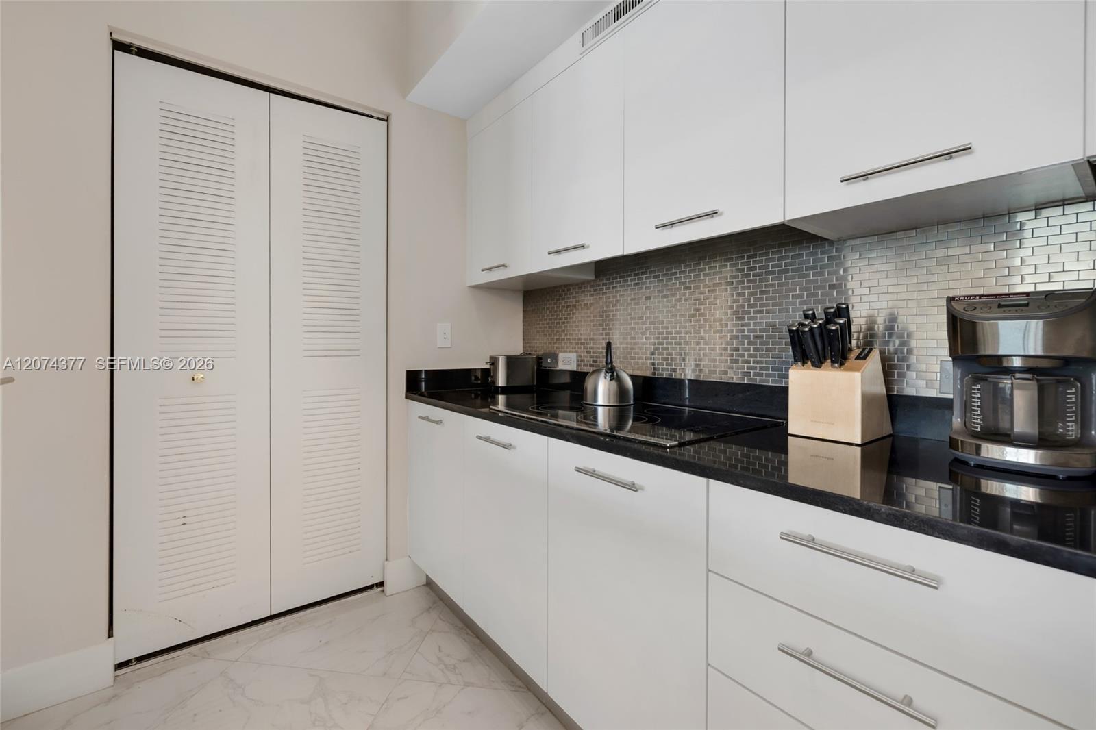 A12074377 Property Photo 9
