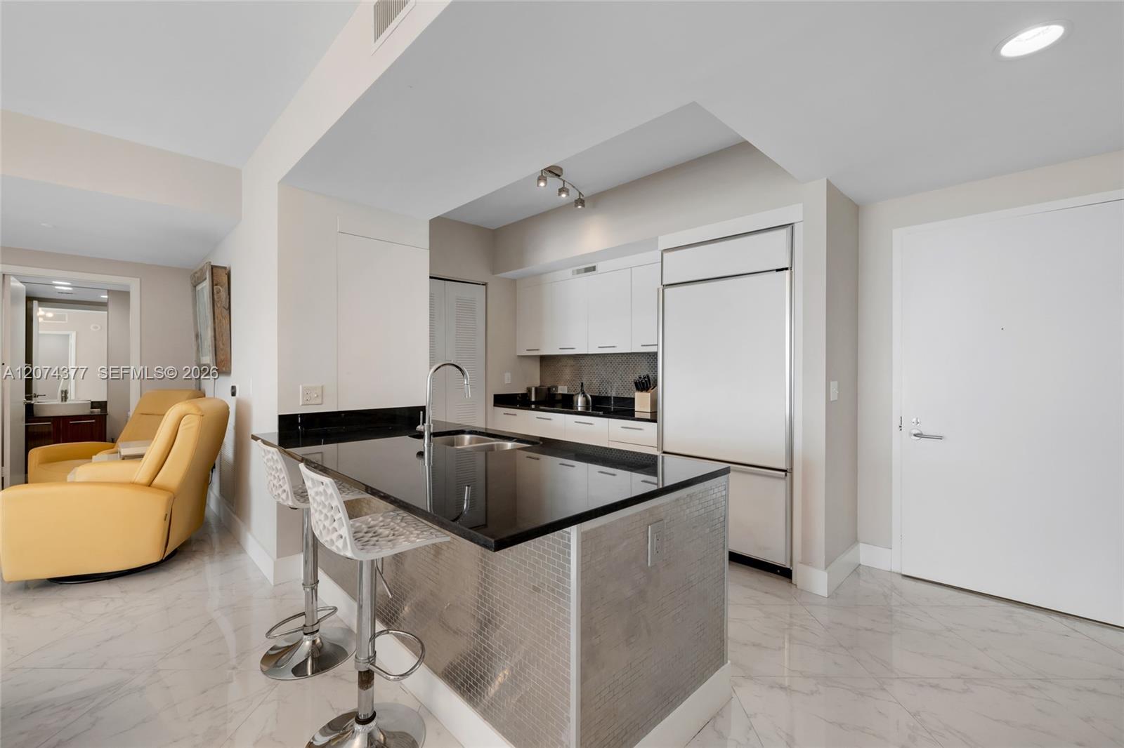 A12074377 Property Photo 11