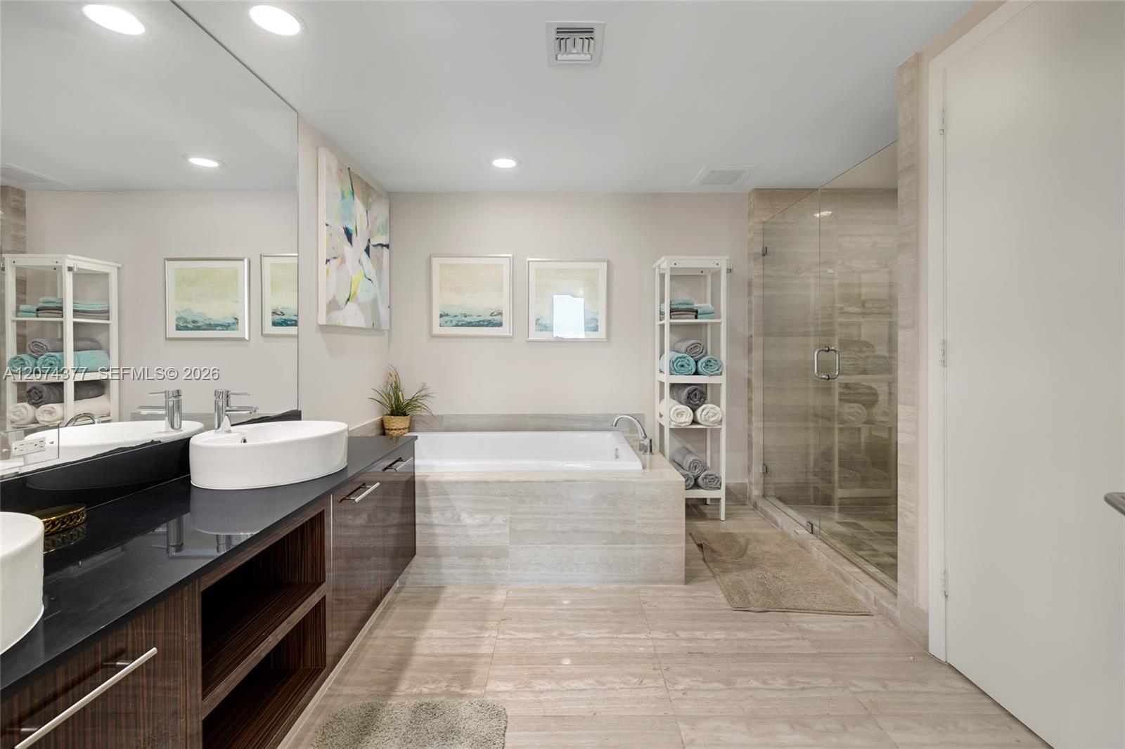 A12074377 Property Photo 24