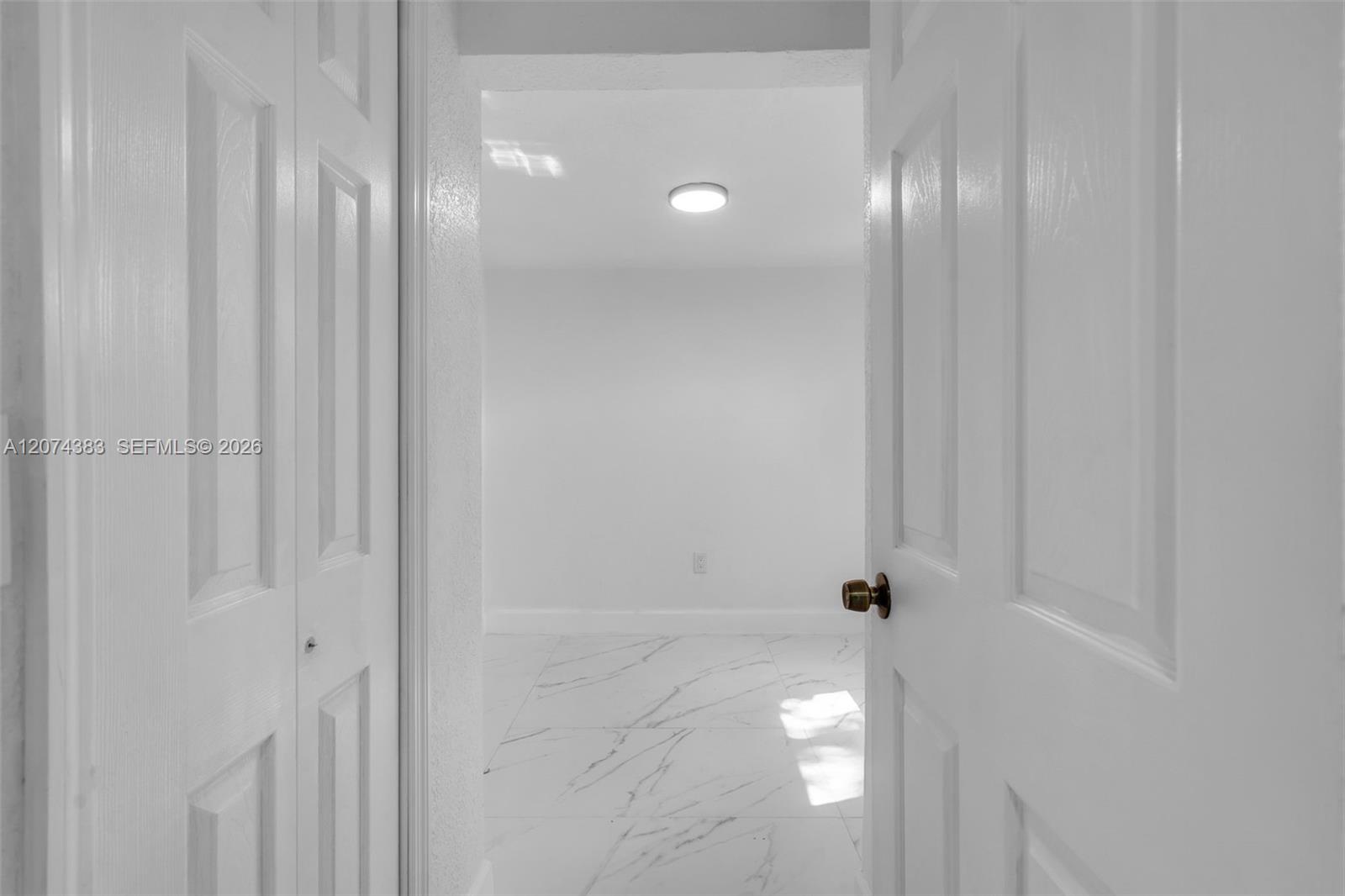 330 Nw 82nd Terrace Property Photo 12