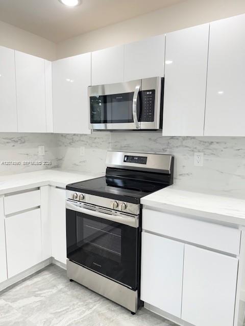 2057 Washington Avenue 2 Property Photo 11