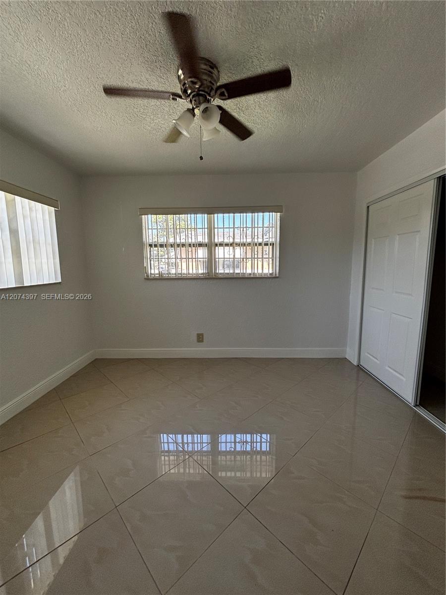 512 Sw 10th Street Property Photo 17
