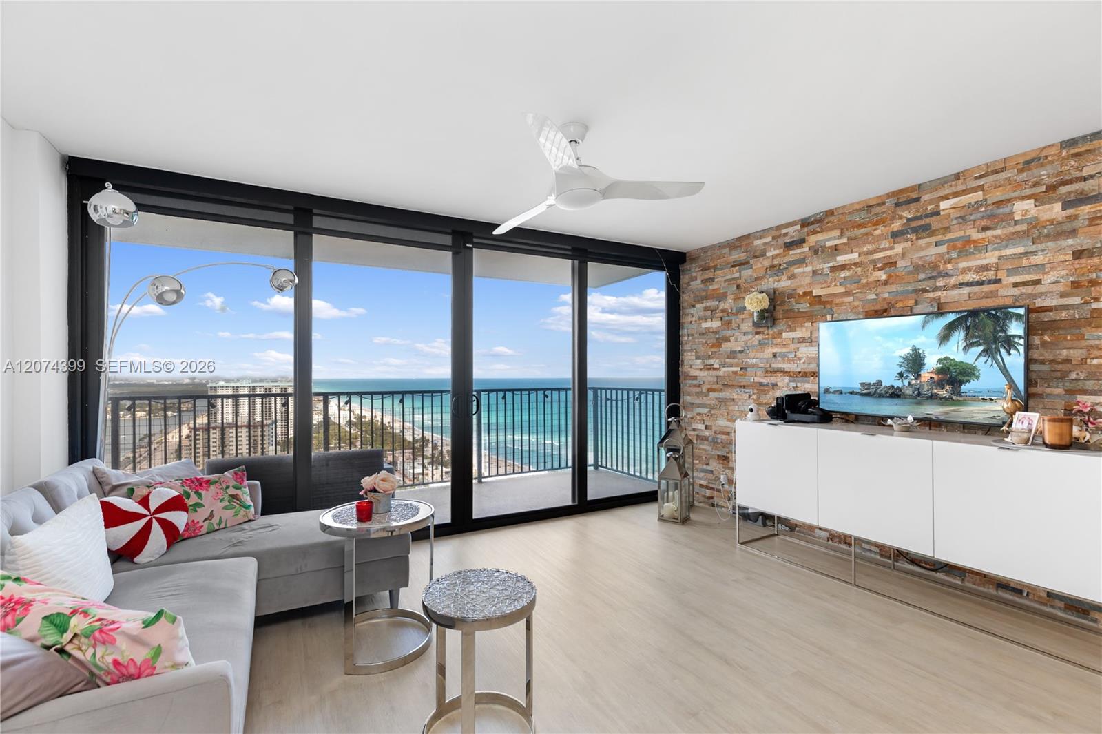 2101 S Ocean Drive 2804 Property Photo 6