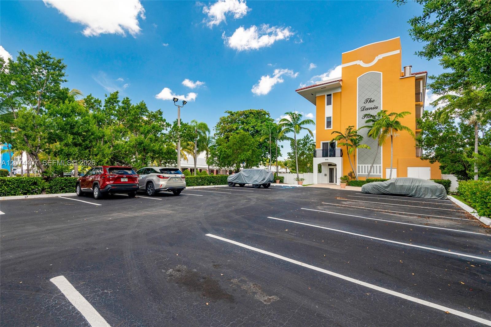 555 E Dania Beach Boulevard 9