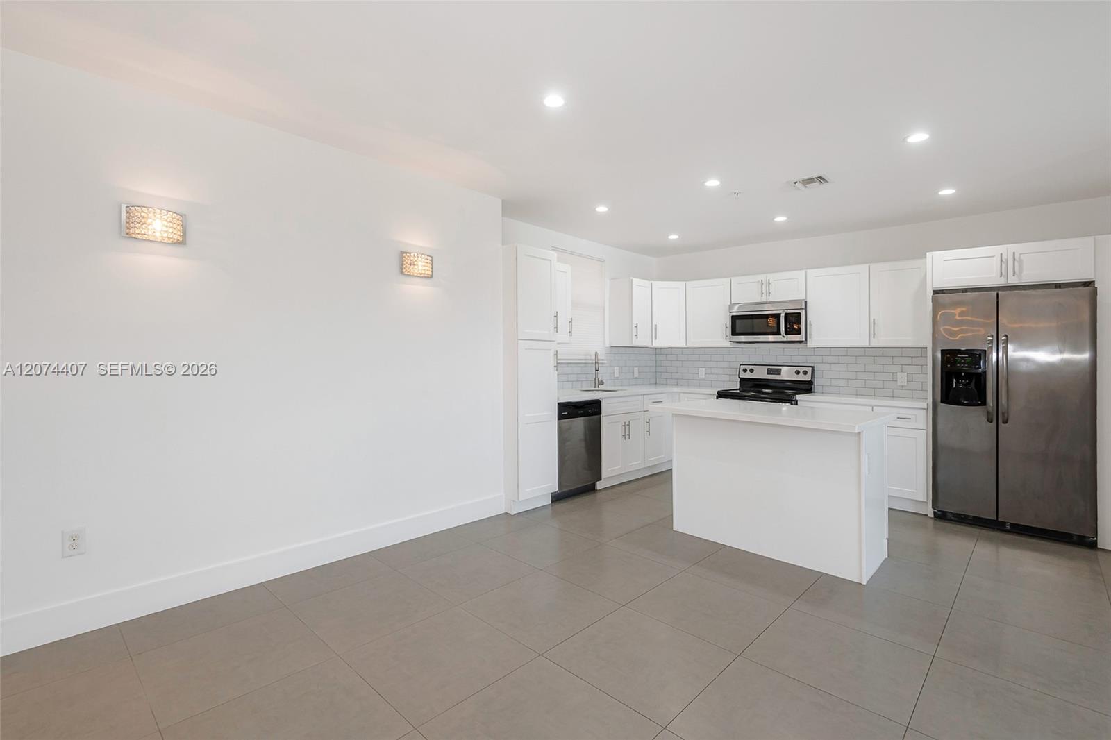 555 E Dania Beach Boulevard 9 Property Photo 16