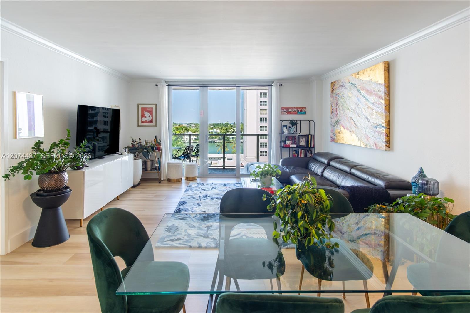 A12074437 Property Photo 10