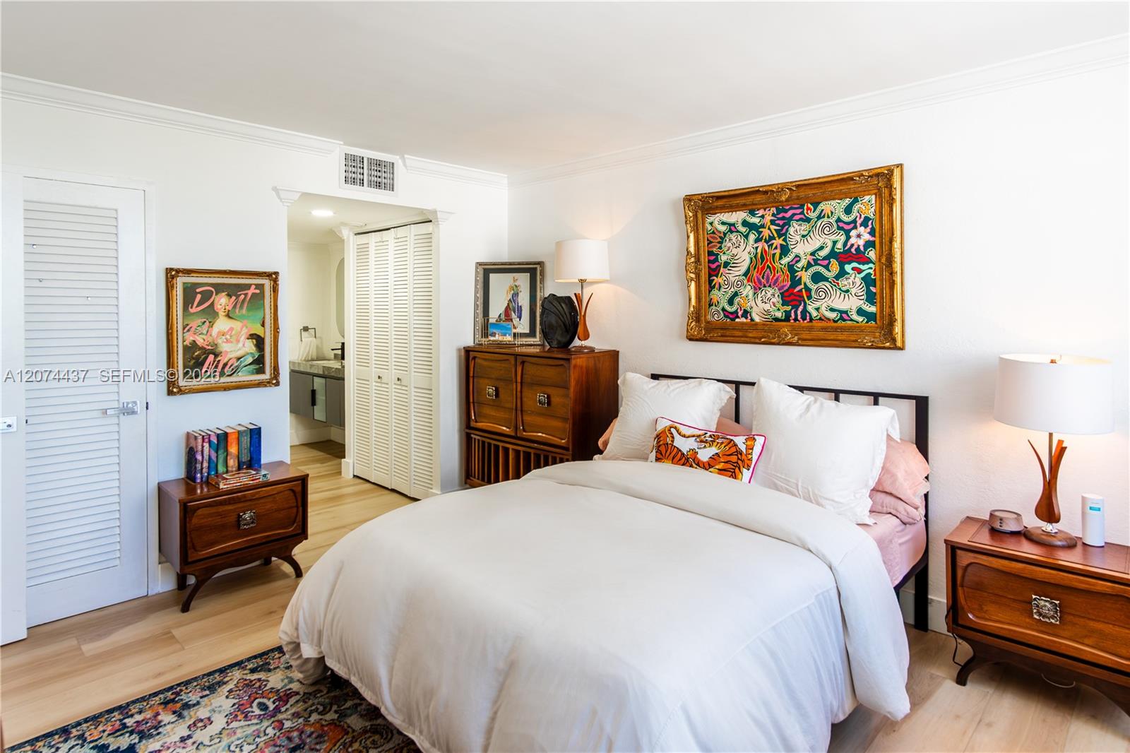 A12074437 Property Photo 22