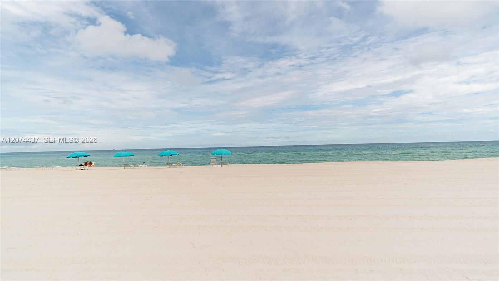A12074437 Property Photo 33