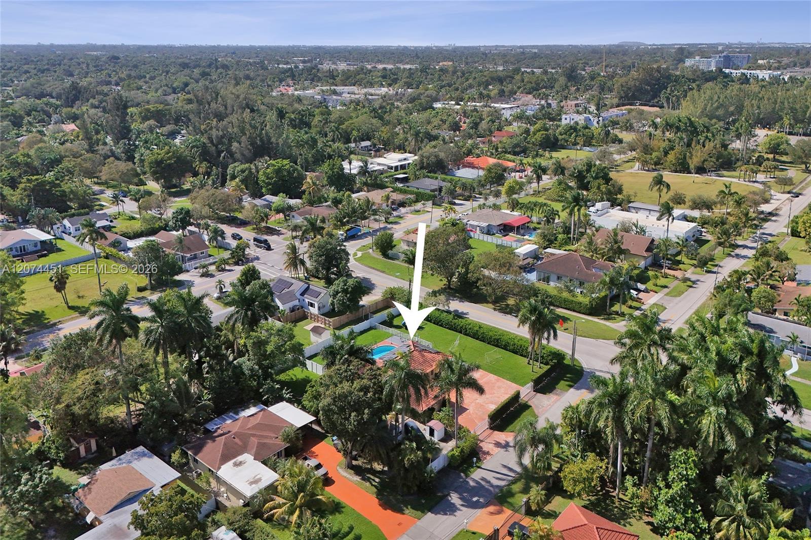 2 Ne 160th Street Property Photo 13