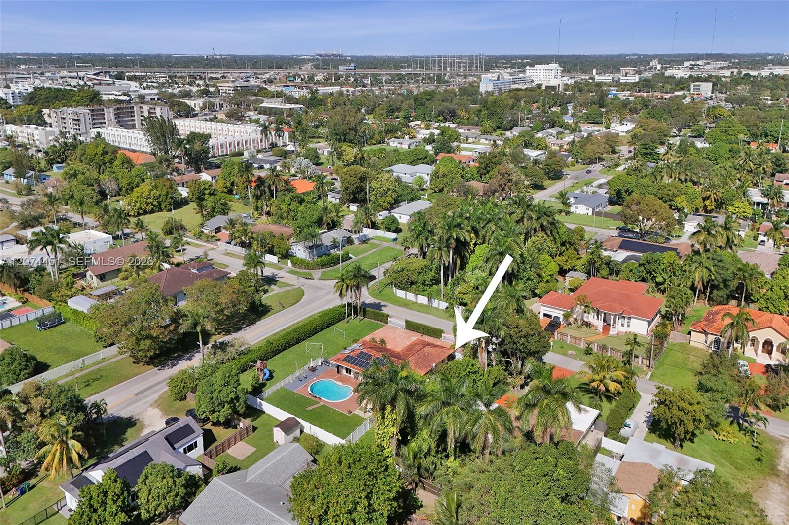 2 Ne 160th Street Property Photo 17