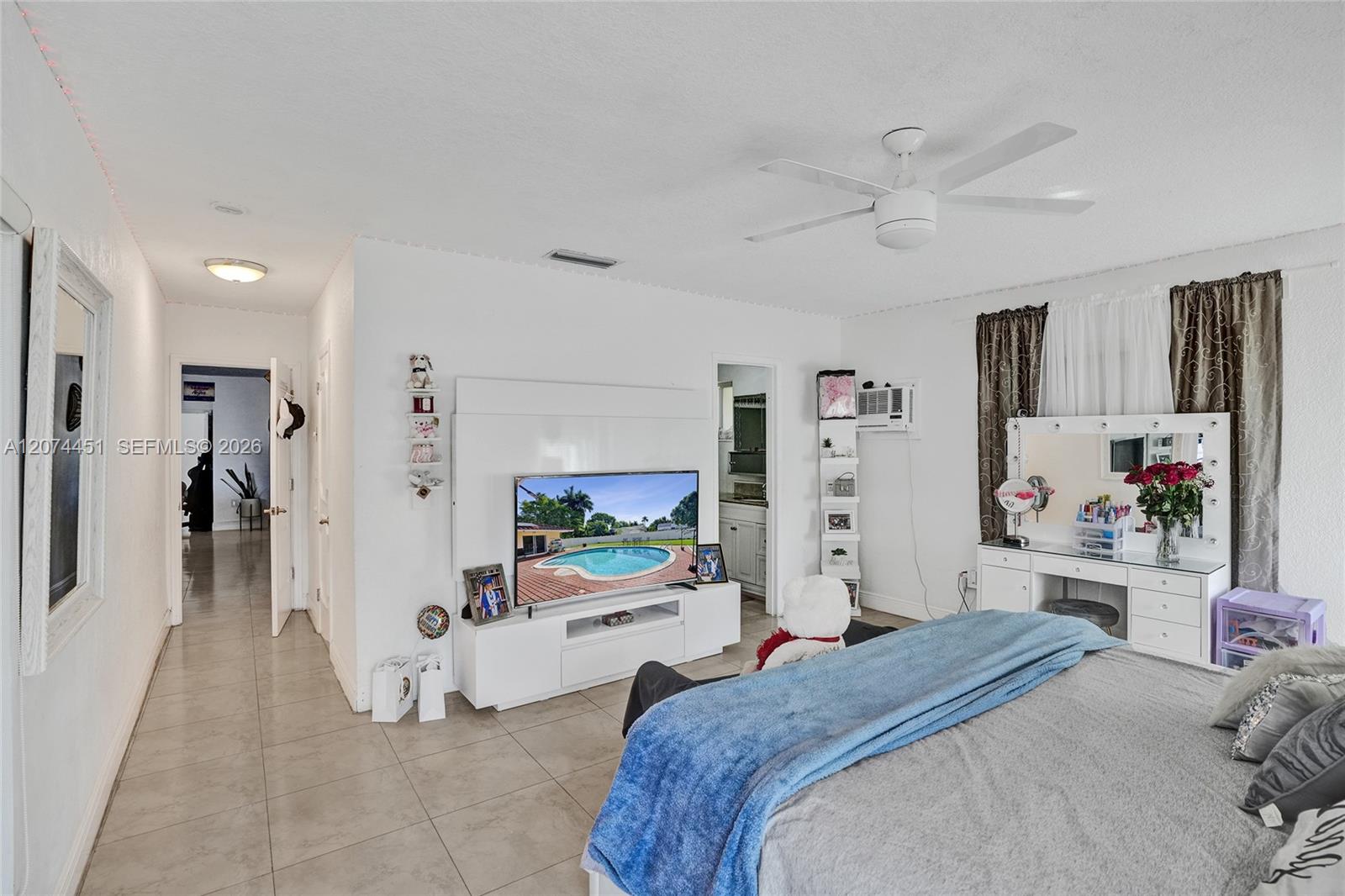 2 Ne 160th Street Property Photo 36