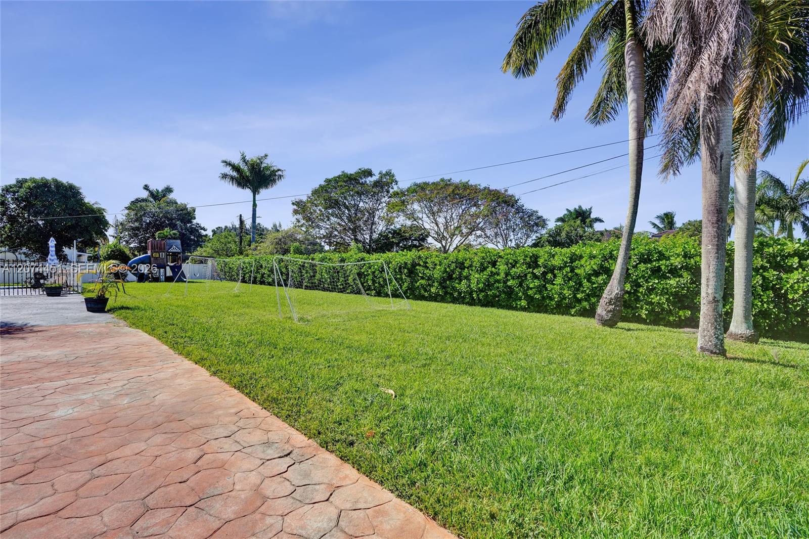 2 Ne 160th Street Property Photo 44