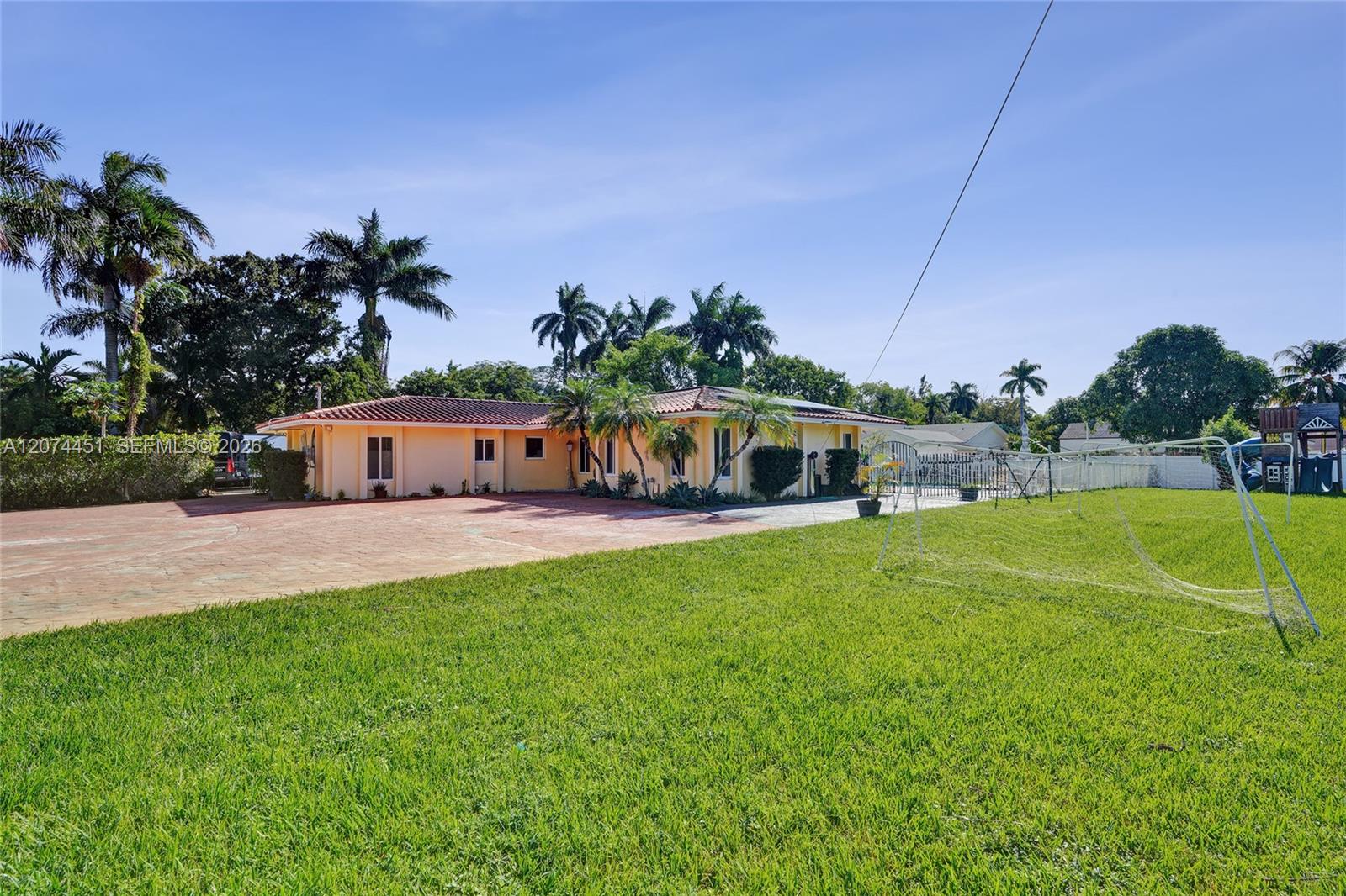 2 Ne 160th Street Property Photo 46