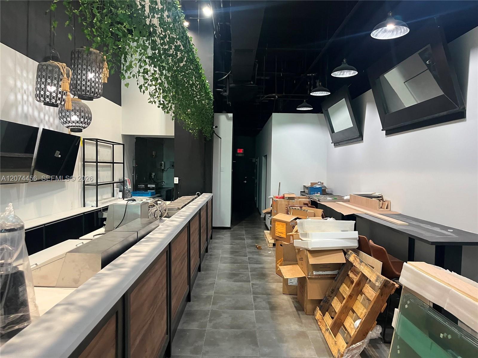 275 Ne 18th Cu-06 Property Photo 12