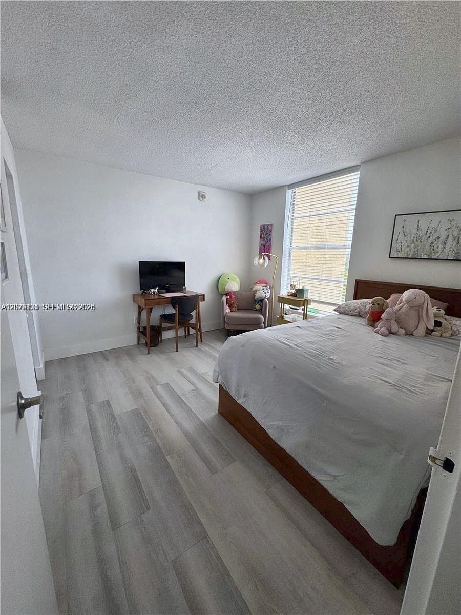 2000 Ne 135th Street 609 Property Photo 11